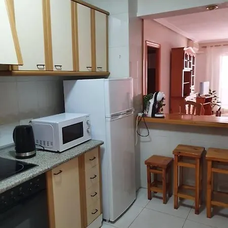Apartment Spanish Style Near The