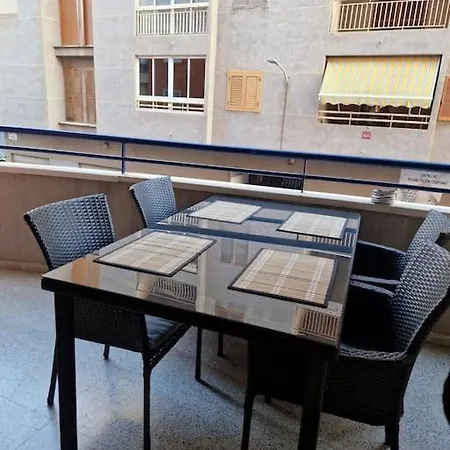 Apartment Spanish Style Near The Torrevieja